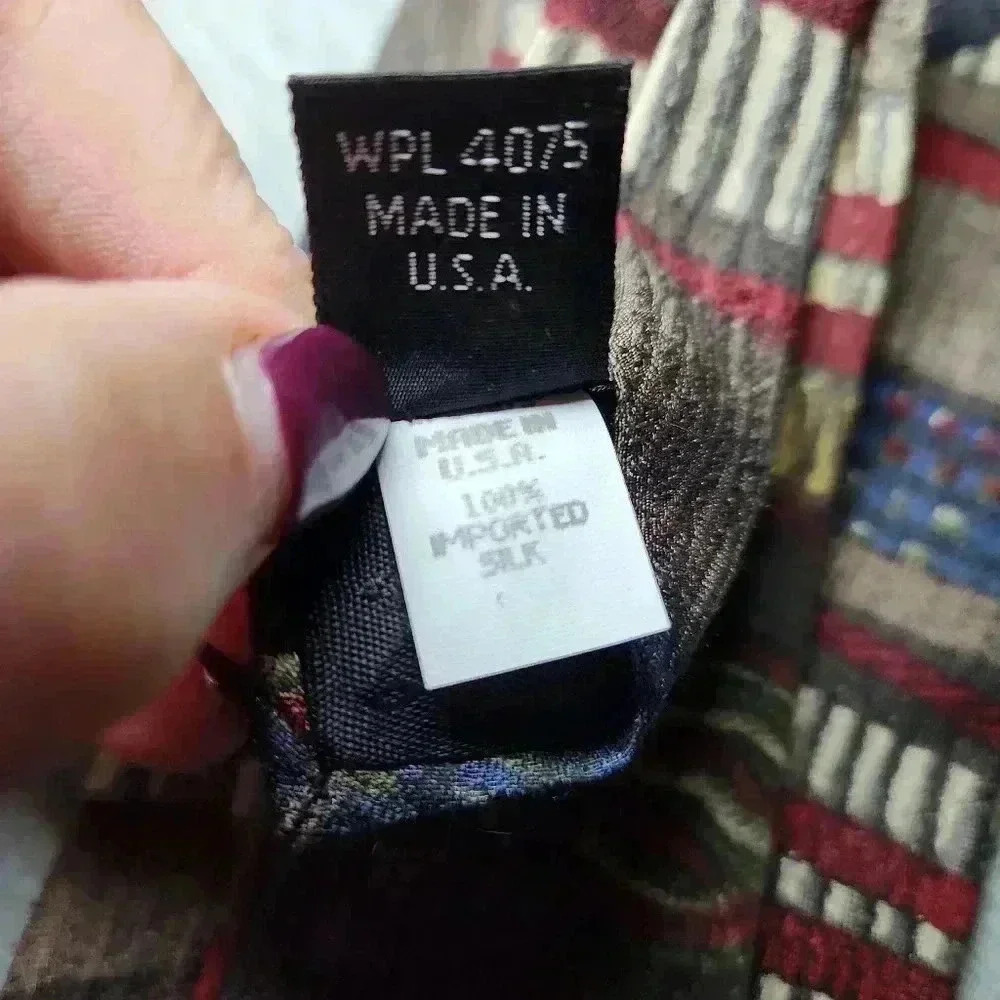 Vintage‎ Evan Picone Sport Abstract Tie 100% Silk Tan Blue Maroon - Picture 6 of 6